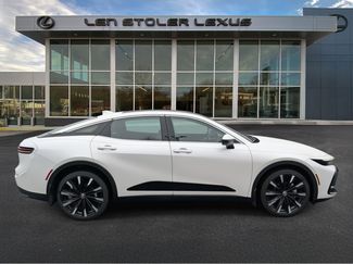 Used 2023 Toyota Crown Platinum video 2