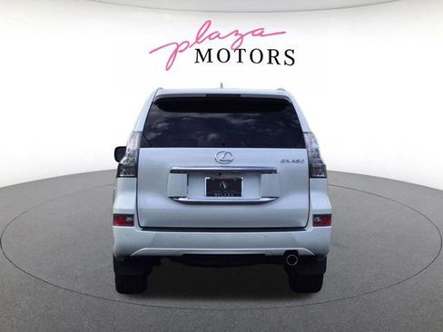 Used 2018 Lexus GX 460 Premium w/ Premium Package AWD/4WD image 6