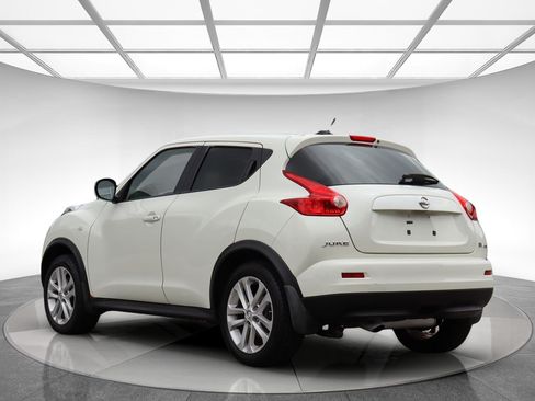 Used 2011 Nissan Juke SV AWD/4WD image 6