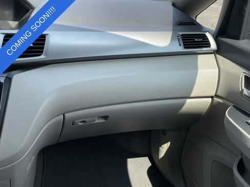 Used 2017 Honda Odyssey EX image 16