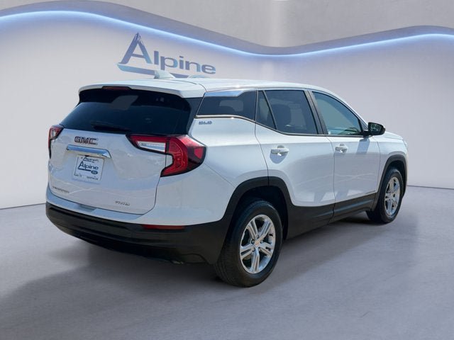 Used 2024 GMC Terrain SLE AWD/4WD image 5