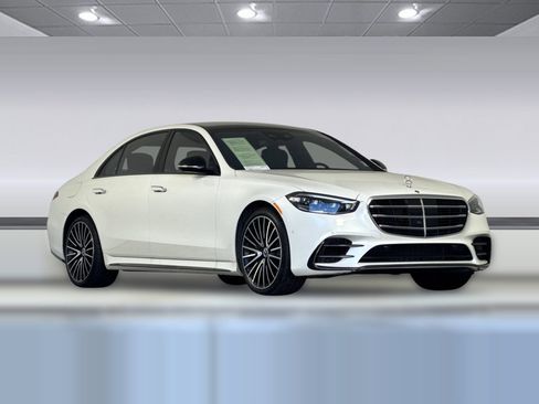 Used 2023 Mercedes-Benz S 580 4MATIC Sedan image 6
