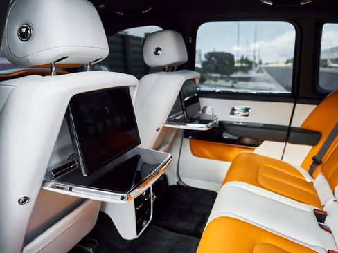 Used 2026 Rolls-Royce Cullinan image 44