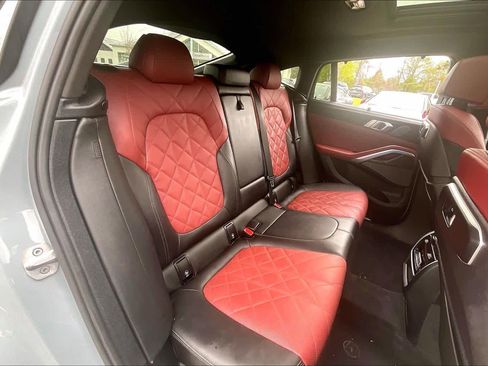 Used 2024 BMW X6 xDrive40i w/ Premium Package AWD/4WD image 19
