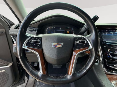 Used 2019 Cadillac Escalade ESV Luxury AWD/4WD image 12