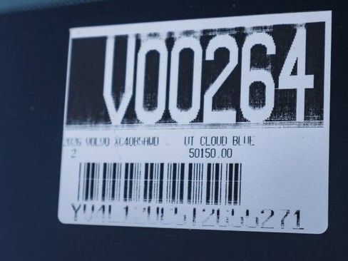 New 2026 Volvo XC40 B5 Plus w/ Protection Package Premier image 26