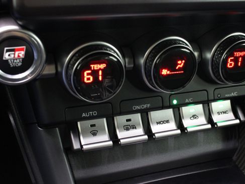 Used 2023 Toyota GR86 Premium image 56