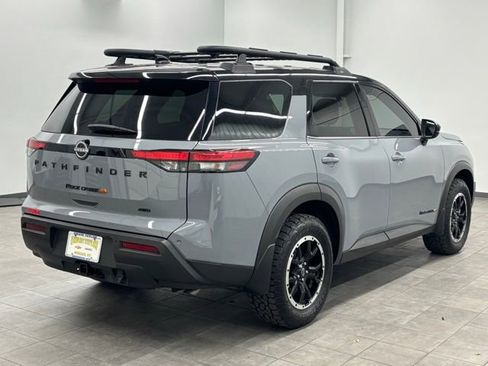 Used 2025 Nissan Pathfinder Rock Creek image 2