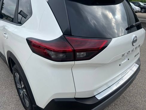 Used 2023 Nissan Rogue SV w/ SV Premium Package AWD/4WD image 35