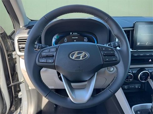 New 2026 Hyundai Venue SEL image 17