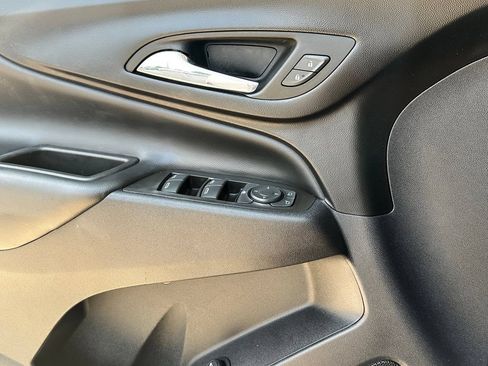Certified 2022 Chevrolet Equinox LT FWD image 16