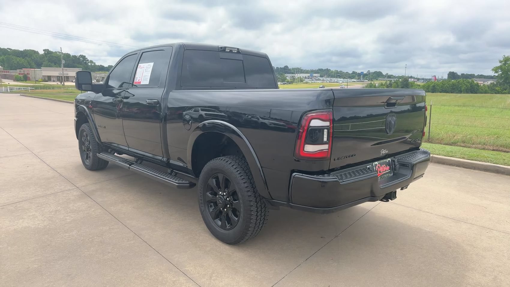 Used 2024 RAM 3500 Limited AWD/4WD image 7