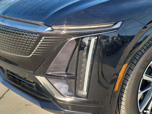 Used 2024 Cadillac Lyriq Sport w/ LPO, Floor Liner Package image 9