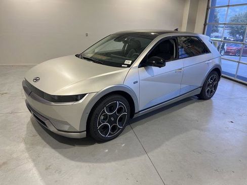 New 2024 Hyundai Ioniq 5 Limited image 5