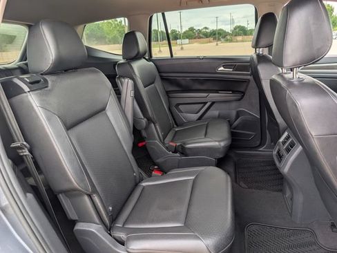 Used 2019 Volkswagen Atlas SE w/ Panoramic Sunroof Package FWD image 25