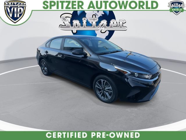 Certified 2023 Kia Forte LXS w/ LXS Technology Package FWD image 2