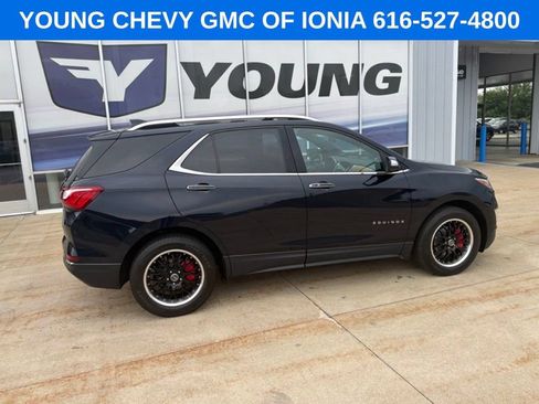 Used 2020 Chevrolet Equinox Premier FWD image 1