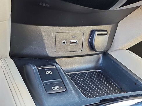 Used 2019 Nissan Rogue SL w/ Premium Package image 26