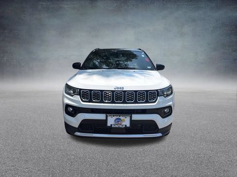 Used 2026 Jeep Compass Limited AWD/4WD image 9