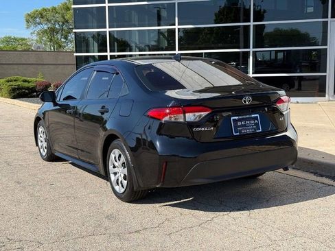 Used 2023 Toyota Corolla LE FWD image 5