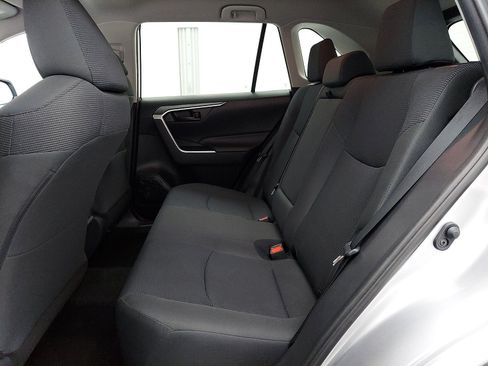Used 2019 Toyota RAV4 LE w/ Carpet Mat Package FWD image 13