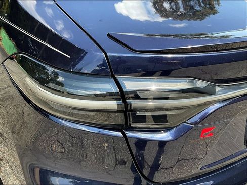 Used 2023 Toyota Corolla SE FWD image 13