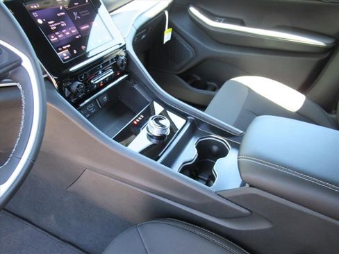 New 2026 Jeep Grand Cherokee L Laredo AWD/4WD image 15