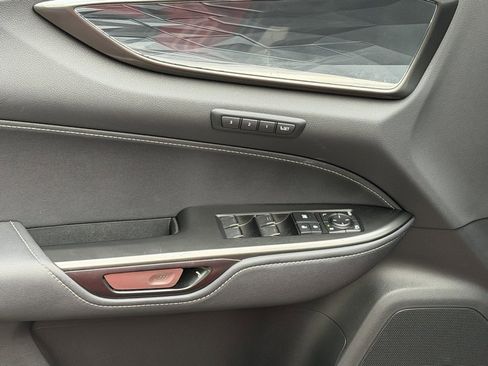 Used 2025 Lexus NX 250 FWD w/ Premium Package image 27