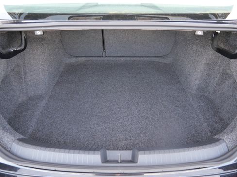 Certified 2025 Volkswagen Jetta S image 18