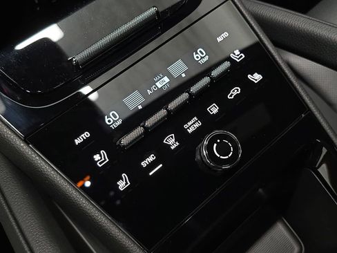 New 2026 Porsche Cayenne AWD/4WD image 19