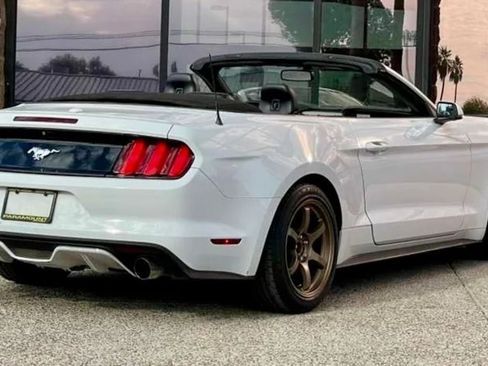Used 2015 Ford Mustang Premium RWD image 8