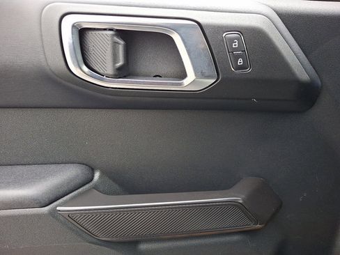 Used 2024 Ford Bronco Badlands w/ Sasquatch Package image 12