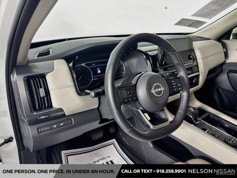 Certified 2023 Nissan Pathfinder SL w/ Lighting Package (N92) AWD/4WD image 9