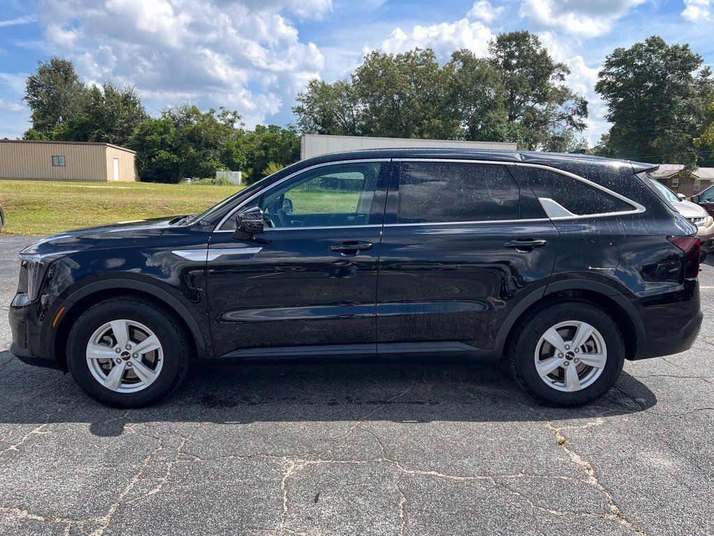 Used 2025 Kia Sorento LX FWD image 22