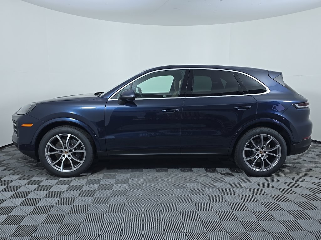 Certified 2026 Porsche Cayenne AWD/4WD image 2