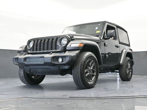 Used 2024 Jeep Wrangler Sport S image 45