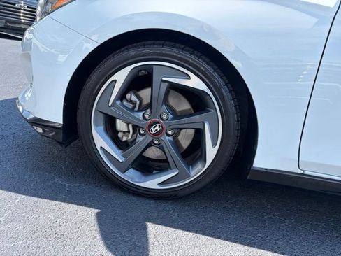 Used 2020 Hyundai Veloster Turbo Ultimate FWD image 9
