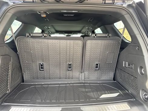 New 2026 Chevrolet Tahoe Premier w/ Sun And Tow Package AWD/4WD image 10