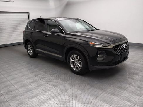 Used 2019 Hyundai Santa Fe SE FWD image 11