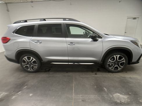 New 2026 Subaru Ascent Limited image 10