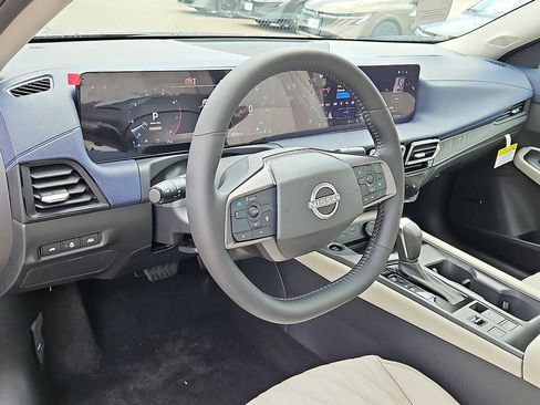 New 2026 Nissan Sentra SL w/ Floor Mat Package FWD image 14