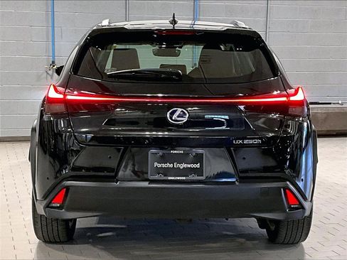 Used 2019 Lexus UX 250h image 9