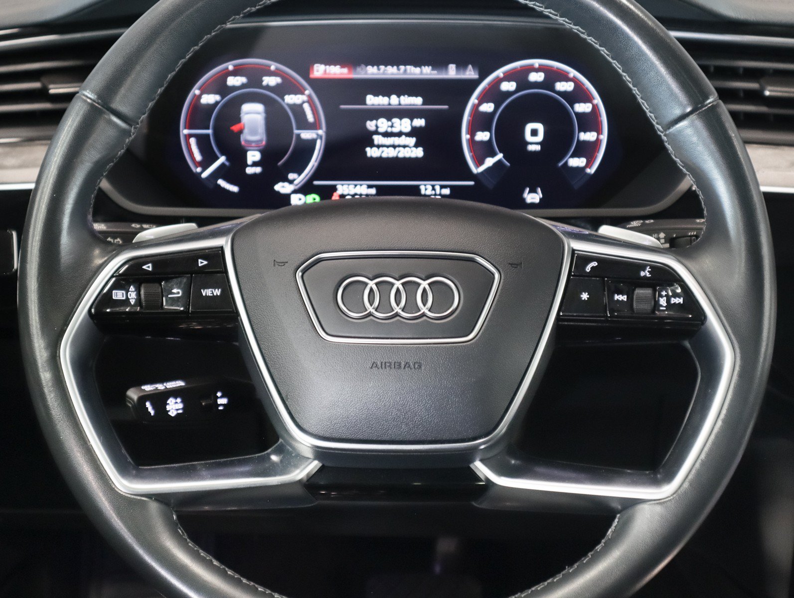 Used 2023 Audi e-tron Premium Plus w/ Premium Plus Package AWD/4WD image 16