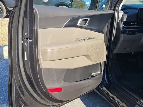 New 2026 Kia Carnival LXS image 16