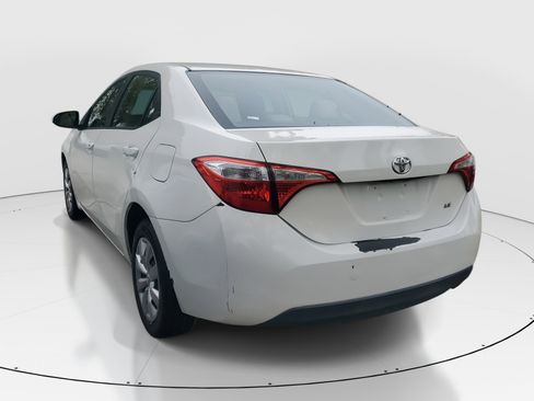 Used 2016 Toyota Corolla LE image 5