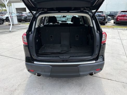 Used 2022 Subaru Ascent Limited AWD/4WD image 35