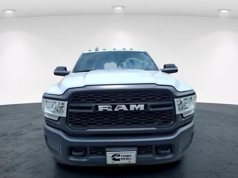 Used 2022 RAM 3500 Tradesman RWD image 4