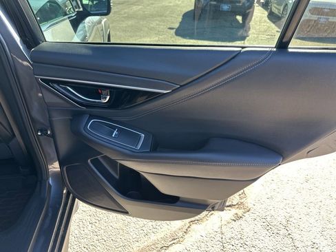 Used 2025 Subaru Outback Limited w/ Popular Package #2 image 17