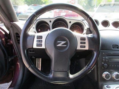 Used 2006 Nissan 350Z Enthusiast w/ (N93) Cargo Convenience Pkg RWD image 17