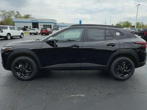 Certified 2026 Chevrolet Trax LT w/ Driver Confidence Package FWD image 5